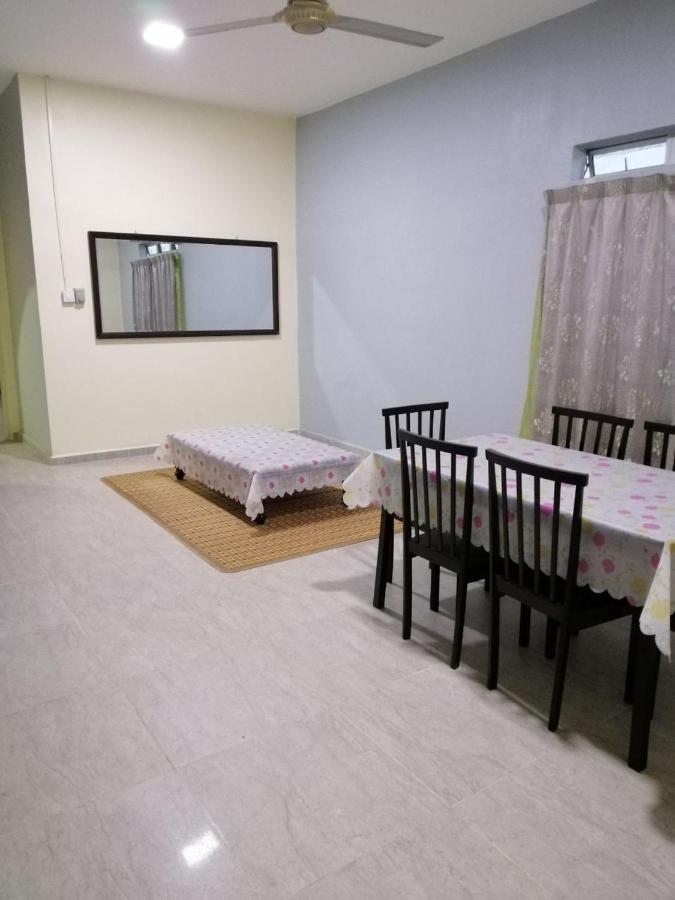 Homestay Pantai Remis Jeram  Екстер'єр фото